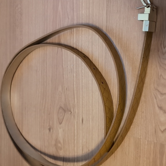 Michael Kors belt - Picture 3 of 3